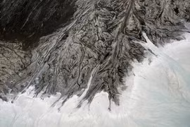 Ngắm Trái đất đẹp tuyệt mỹ khi nhìn từ trên cao