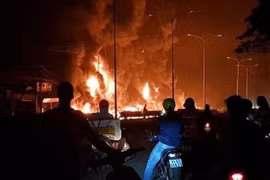 Xe bồn chở xăng cháy làm chết 6 người chạy tốc độ bao nhiêu?