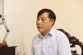 Vụ cháu bé 3 tuổi bỏ quên 7 tiếng trên xe: Phòng Giáo dục nói gì?