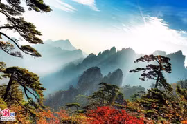 Khoảnh khắc đẹp tuyệt ở danh thắng Hoàng Sơn 