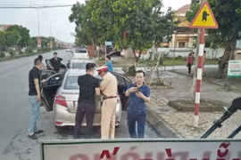 Giật mình, bán 2 phụ nữ với giá 34 triệu đồng