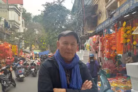 Người nước ngoài: "Tết ở Việt Nam đáng sợ, người ta uống quá nhiều rượu"