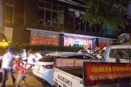 HN: Nổ biến áp chung cư Capital Garden, cư dân tháo chạy