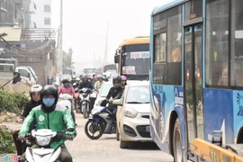 Cửa ngõ thủ đô trở thành "con đường đau khổ" vì ùn tắc triền miên