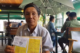 Nghi can bị truy nã về quê thuê xe ô tô đi cầm đồ