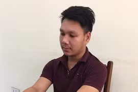 Khởi tố đối tượng nhặt được ví, ép chuộc 15 triệu đồng