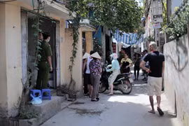 Hà Nội: Thi thể nam sinh đang phân hủy trong nhà trọ