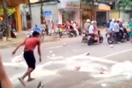 Màn “phá án” từ xa của luật sư cứu nguy cho ông bố “bỉm sữa”