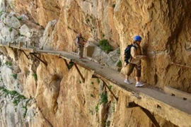 Những địa điểm rùng rợn khiến con người “đứng tim”