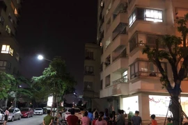 Người phụ nữ rơi từ tầng 16 chung cư xuống đất tử vong