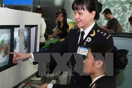 Khách mang chất bột nghi thuốc nổ lên máy bay Vietnam Airlines