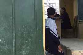 Quỳ không chết, con hư mới chết!