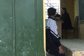 Quỳ không chết, con hư mới chết!