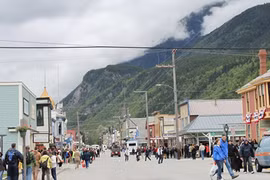 Khám phá “cung đường tìm vàng” Klondike