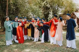  Giới trẻ nói gì về đề xuất áo ngũ thân là lễ phục truyền thống?