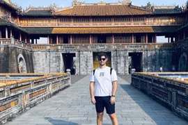 Chi tiền du lịch Việt Nam, khách Tây “phải lòng” xứ Huế