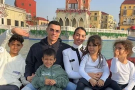 Loạt ảnh mới về siêu sao Cristiano Ronaldo ở thủ đô Ả Rập Saudi