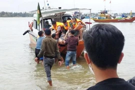 Vụ chìm ca nô du lịch: 8 nạn nhân người Hà Nội đều là họ hàng