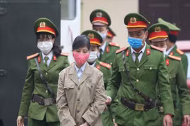 Phạt 15 năm tù cựu nữ trưởng đoàn thanh tra Bộ Xây dựng