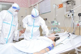 Gần 2.000 ca mắc mới COVID-19, 3 ca tử vong trong ngày lễ 30/4