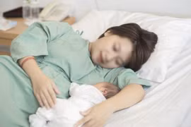 Sinh 2 con thưởng 10 triệu: Khó việc nuôi, cho tiền cũng không muốn đẻ!