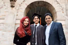 Hoa hậu Việt Nam hôn nhân viên mãn: Người đẹp biết 4 ngoại ngữ giờ ở đâu?