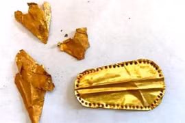 Chiếc lưỡi bằng vàng trong xác ướp 2.000 năm tuổi ở Ai Cập