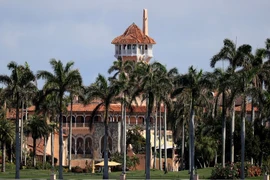 FBI đột kích nhà cựu Tổng thống Mỹ Donald Trump