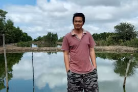 Từ chuyện nghệ sĩ Việt vỡ nợ: Làm giàu có khó?