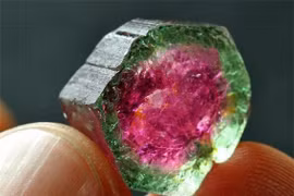 Ngắm 16 viên đá quặng được mệnh danh là tuyệt tác của tự nhiên 