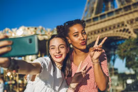 Mạng xã hội tác động xấu đến du khách tại các điểm đến du lịch