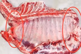 Khi mua sườn phải phân biệt “hàng trước” và “hàng sau”