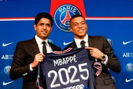 Hàng loạt sao PSG lên tiếng phàn nàn Mbappe