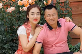 Bị nói sống giả tạo, bà xã nghệ sĩ Tự Long có phản ứng ra sao?