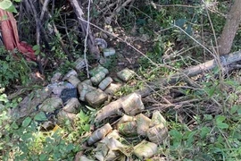 Lời thật người trong tâm lũ về bánh chưng cứu trợ