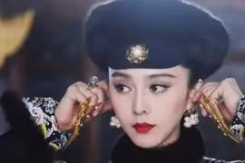 Hoàng đế nhìn thấy nhan sắc thê tử quyết tâm không có con