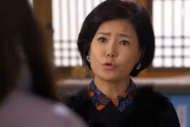 Nhờ nhà nội trông cháu, tôi ngã ngửa với lời nói quá quắt của mẹ chồng