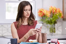 Những thói quen xấu khi nhắn tin có thể làm bạn mất điểm