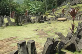 Bí ẩn núi Padang, nơi khởi nguồn nền văn minh nhân loại 