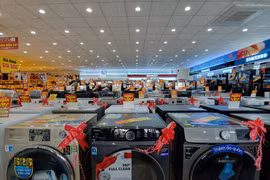 Tivi, máy giặt, tủ lạnh giảm giá sốc cuối năm