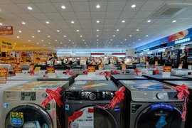 Tivi, máy giặt, tủ lạnh giảm giá sốc cuối năm