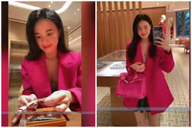 Midu mua hàng hiệu như mua rau, gây sốt với những màn “đập hộp“