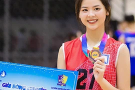 Hoa khôi bóng chuyền vào thẳng top 20 Hoa hậu Việt Nam