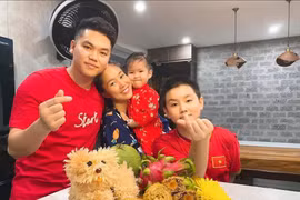 Con trai Lê Phương 10 tuổi to cao ngang người lớn