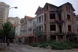 Chi tiền tỷ xây biệt thự... nuôi chó giữa Thủ đô