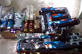 Thu giữ gần 100 khẩu súng đồ chơi "khủng"