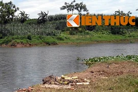 Ba cháu nhỏ chết thảm dưới dòng sông Đáy