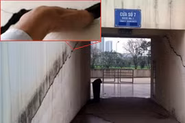 SVĐ Mỹ Đình: Tường nứt, đầy rêu... làm quán cafe, lớp học 