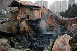 Bé 3 tuổi chết thảm trong vụ cháy khu đô thị An Hưng