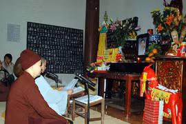 Lễ cầu vong nạn nhân vụ Cát Tường ở chùa Kim Liên